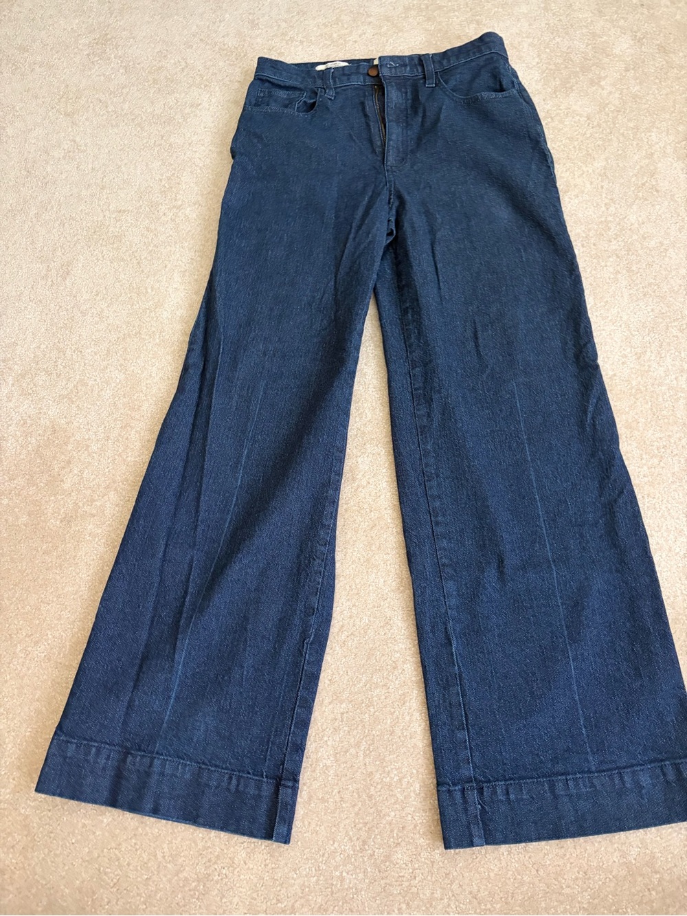 Universal Thread Dark Blue Wide-Leg Jeans